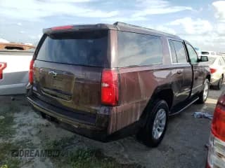 ✅ 2020 Chevrolet Suburban LS • VIN: 1GNSKGKC0LR210771 • Lot: 73931854. Wystawiony na Copart z przebiegiem 12 674 mil. Bezpłatny archiwum sprzedaży aukcyjnych z USA i szczegółowy raport historii pojazdu na DreamBid. Zdjęcie 3.