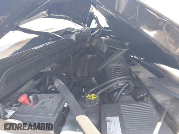 ✅ 2018 Chevrolet Silverado 1500 LTZ • VIN: 3GCUKSEC2JG385701 • Lot: 42591040. Wystawiony na IAAI z przebiegiem 138 760 mil. Bezpłatny archiwum sprzedaży aukcyjnych z USA i szczegółowy raport historii pojazdu na DreamBid. Zdjęcie 10.