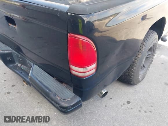 ✅ 2000 Dodge Dakota • VIN: 1B7GL22XXYS588291 • Лот: 41492668. Опубликован ранее на IAAI с пробегом 160 266 миль. Бесплатный доступ к архиву аукционных продаж из США и подробный отчёт об истории автомобиля на DreamBid. Изображение 6.