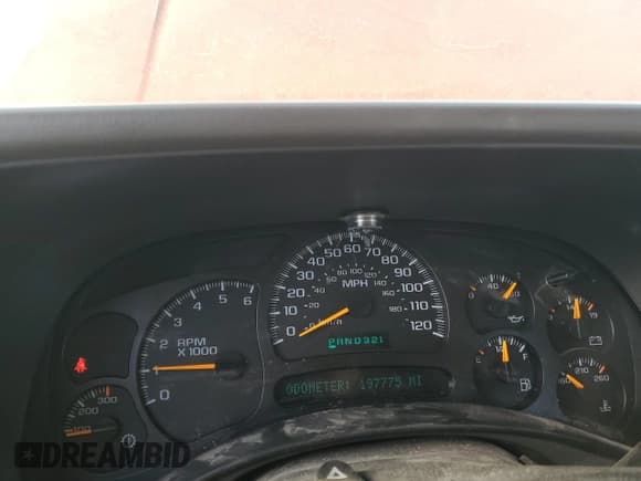 ✅ 2004 GMC Sierra 2500 SLE • VIN: 1GTGK23U64F211175 • Lot: 44129955. Listed on Copart with 197,775 mi. Free auction sales archive from the USA and detailed vehicle history report at DreamBid. Image 9.