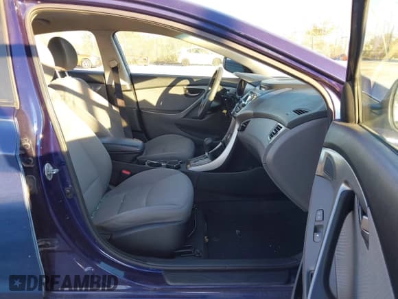 ✅ 2013 Hyundai Elantra GLS • VIN: 5NPDH4AE0DH399562 • Lot: 43636967. Listed on IAAI with 95,924 mi. Free auction sales archive from the USA and detailed vehicle history report at DreamBid. Image 5.