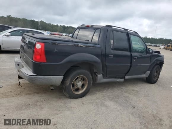 ✅ 2004 Ford Explorer Sport Trac XLS • VIN: 1FMZU77KX4UA88786 • Lot: 66201825. Listed on Copart with 128,137 mi. Free auction sales archive from the USA and detailed vehicle history report at DreamBid. Image 3.