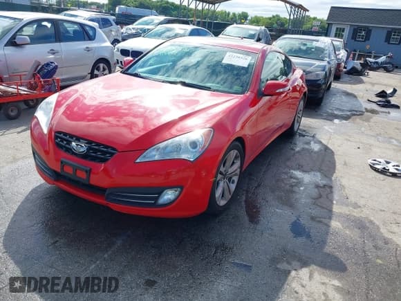 ✅ 2012 Hyundai Genesis Coupe Grand Touring • VIN: KMHHU6KH8CU066494 • Lot: 42230326. Wystawiony na IAAI z przebiegiem 113 672 mil. Bezpłatny archiwum sprzedaży aukcyjnych z USA i szczegółowy raport historii pojazdu na DreamBid. Zdjęcie 2.