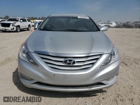 ✅ 2013 Hyundai Sonata GL • VIN: 5NPEB4AC3DH520976 • Лот: 49156895. Опубликован ранее на Copart с пробегом 66 807 миль. Бесплатный доступ к архиву аукционных продаж из США и подробный отчёт об истории автомобиля на DreamBid. Изображение 5.