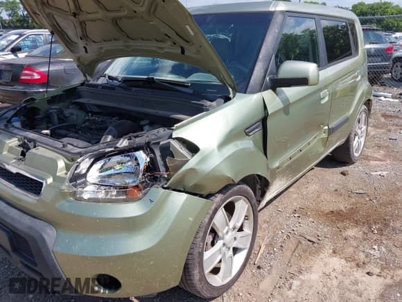 ✅ 2010 Kia Soul + • VIN: KNDJT2A23A7029122 • Lot: 42614330. Wystawiony na IAAI z przebiegiem 173 232 mil. Bezpłatny archiwum sprzedaży aukcyjnych z USA i szczegółowy raport historii pojazdu na DreamBid. Zdjęcie 6.