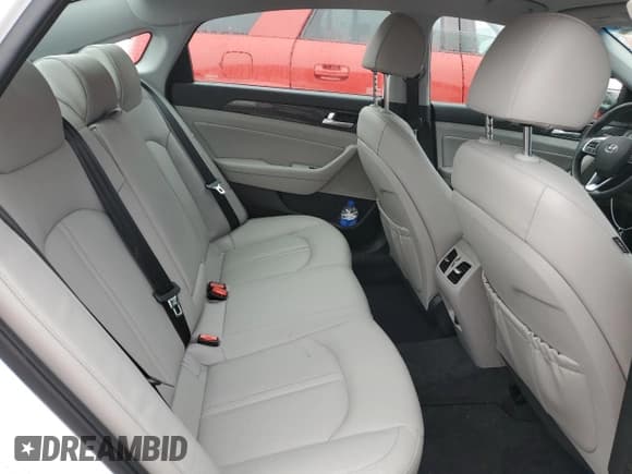 ✅ 2019 Hyundai Sonata Limited • VIN: KMHE54L22KA092376 • Лот: 39743003. Опубликован ранее на Copart с пробегом Не указан. Бесплатный доступ к архиву аукционных продаж из США и подробный отчёт об истории автомобиля на DreamBid. Изображение 10.