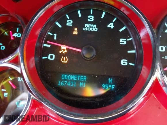 ✅ 2013 Chevrolet Silverado 1500 LT • VIN: 3GCPCSE06DG213630 • Lot: 43180548. Listed on IAAI with 167,431 mi. Free auction sales archive from the USA and detailed vehicle history report at DreamBid. Image 15.