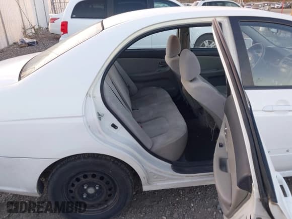 ✅ 2009 Kia Spectra EX • VIN: KNAFE222X95613553 • Lot: 43595144. Wystawiony na IAAI z przebiegiem 187 076 mil. Bezpłatny archiwum sprzedaży aukcyjnych z USA i szczegółowy raport historii pojazdu na DreamBid. Zdjęcie 8.