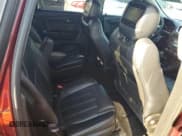 ✅ 2015 Chevrolet Traverse LT • VIN: 1GNKRGKD3FJ100756 • Lot: 71772324. Wystawiony na Copart z przebiegiem Nie podano. Bezpłatny archiwum sprzedaży aukcyjnych z USA i szczegółowy raport historii pojazdu na DreamBid. Zdjęcie 11.