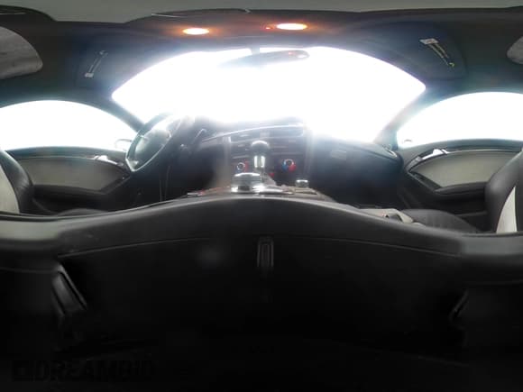 ✅ 2014 Audi S5 Premium Plus • VIN: WAUCGAFR8EA029703 • Лот: 43820510. Опубликован ранее на IAAI с пробегом 125 765 миль. Бесплатный доступ к архиву аукционных продаж из США и подробный отчёт об истории автомобиля на DreamBid. Изображение 19.