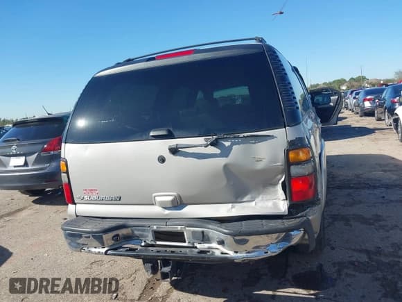 ✅ 2006 Chevrolet Suburban LS • VIN: 1GNEC16Z36J103142 • Лот: 40894510. Опубликован ранее на IAAI с пробегом 109 657 миль. Бесплатный доступ к архиву аукционных продаж из США и подробный отчёт об истории автомобиля на DreamBid. Изображение 16.