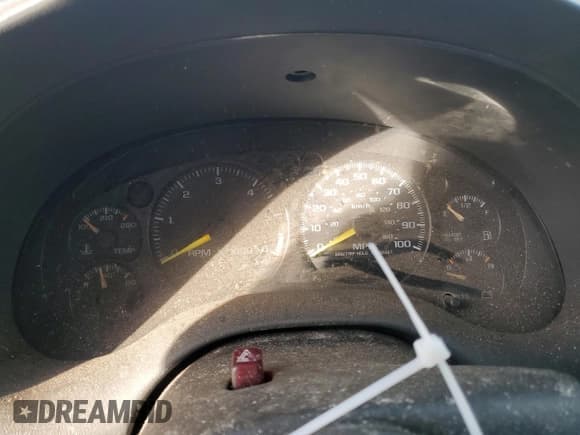 ✅ 1998 GMC Jimmy SLE • VIN: 1GKDT13W7W2527579 • Лот: 80160534. Опубликован ранее на Copart с пробегом Не указан. Бесплатный доступ к архиву аукционных продаж из США и подробный отчёт об истории автомобиля на DreamBid. Изображение 9.