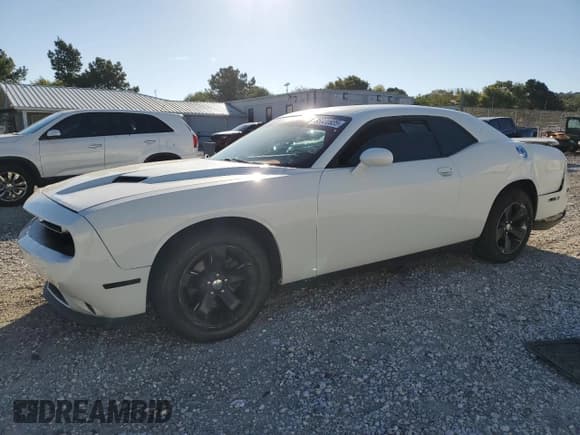 ✅ 2018 Dodge Challenger SXT • VIN: 2C3CDZAG7JH321715 • Лот: 85930925. Опубликован ранее на Copart с пробегом 152 010 миль. Бесплатный доступ к архиву аукционных продаж из США и подробный отчёт об истории автомобиля на DreamBid. Изображение 1.