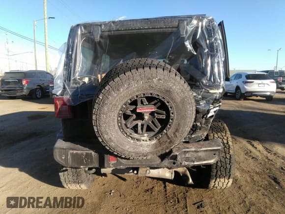 ✅ 2021 Jeep Wrangler Unlimited Sahara • VIN: 1C4HJXEG1MW579887 • Lot: 41299338. Listed on IAAI with 50,707 mi. Free auction sales archive from the USA and detailed vehicle history report at DreamBid. Image 16.