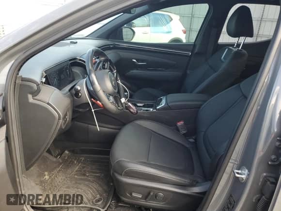 2024 Hyundai Santa Cruz Limited с VIN 5NTJEDAF6RH085492, выставлен на аукционе Copart как лот 87926225 с пробегом 27 648 миль миль и Списание • Salvage title. История ставок и продаж доступна на DreamBid. Изображение 7.