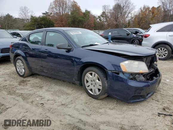 ✅ 2013 Dodge Avenger SE • VIN: 1C3CDZAB2DN720645 • Лот: 82443584. Опубликован ранее на Copart с пробегом 131 002 миль. Бесплатный доступ к архиву аукционных продаж из США и подробный отчёт об истории автомобиля на DreamBid. Изображение 4.