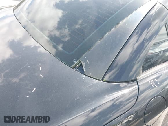 ✅ 2008 Mercedes-Benz SLK 350 • VIN: WDBWK56F38F186671 • Лот: 41530919. Опубликован ранее на IAAI с пробегом 115 567 миль. Бесплатный доступ к архиву аукционных продаж из США и подробный отчёт об истории автомобиля на DreamBid. Изображение 17.