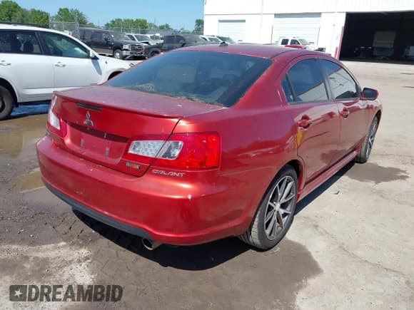 ✅ 2009 Mitsubishi Galant Ralliart • VIN: 4A3AB76T69E004298 • Lot: 42067435. Wystawiony na IAAI z przebiegiem 183 415 mil. Bezpłatny archiwum sprzedaży aukcyjnych z USA i szczegółowy raport historii pojazdu na DreamBid. Zdjęcie 4.