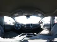 ✅ 2023 Chevrolet Silverado 1500 Custom Trail Boss • VIN: 3GCPDCEK2PG186662 • Lot: 43465666. Wystawiony na IAAI z przebiegiem 62 316 mil. Bezpłatny archiwum sprzedaży aukcyjnych z USA i szczegółowy raport historii pojazdu na DreamBid. Zdjęcie 19.