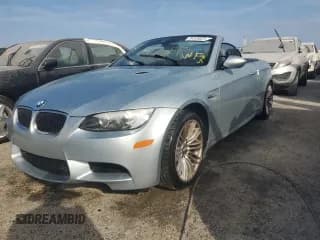 ✅ 2011 BMW M3 • VIN: WBSDX9C57BE584744 • Лот: 74120274. Опубликован ранее на Copart с пробегом Не указан. Бесплатный доступ к архиву аукционных продаж из США и подробный отчёт об истории автомобиля на DreamBid. Изображение 1.