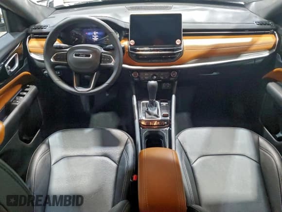 ✅ 2025 Jeep Compass Limited • VIN: 3C4NJDCN7ST614454 • Lot: 96160265. Listed on Copart with 6,993 mi. Free auction sales archive from the USA and detailed vehicle history report at DreamBid. Image 8.