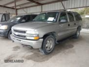 ✅ 2000 Chevrolet Suburban LS • VIN: 3GNFK16T8YG143773 • Лот: 41476329. Опубликован ранее на IAAI с пробегом 214 158 миль. Бесплатный доступ к архиву аукционных продаж из США и подробный отчёт об истории автомобиля на DreamBid. Изображение 2.
