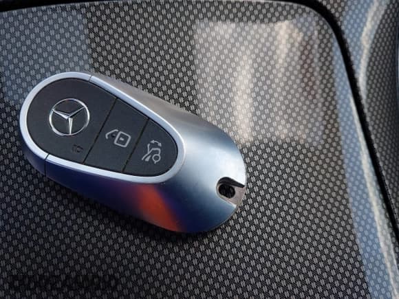 ✅ 2023 Mercedes-Benz C 300 • VIN: W1KAF4HBXPR102658 • Lot: 42226111. Wystawiony na IAAI z przebiegiem 11 170 mil. Bezpłatny archiwum sprzedaży aukcyjnych z USA i szczegółowy raport historii pojazdu na DreamBid. Zdjęcie 11.