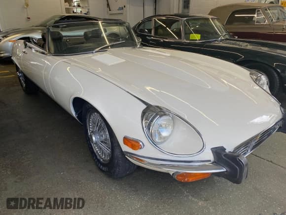 ✅ 1973 Jaguar E-Type • VIN: 1S21XXX • Lot: 63034995. Wystawiony na Copart z przebiegiem 33 118 mil. Bezpłatny archiwum sprzedaży aukcyjnych z USA i szczegółowy raport historii pojazdu na DreamBid. Zdjęcie 1.