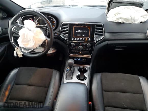 ✅ 2020 Jeep Grand Cherokee Laredo • VIN: 1C4RJFAG0LC249808 • Lot: 45484665. Listed on Copart with 66,427 mi. Free auction sales archive from the USA and detailed vehicle history report at DreamBid. Image 8.