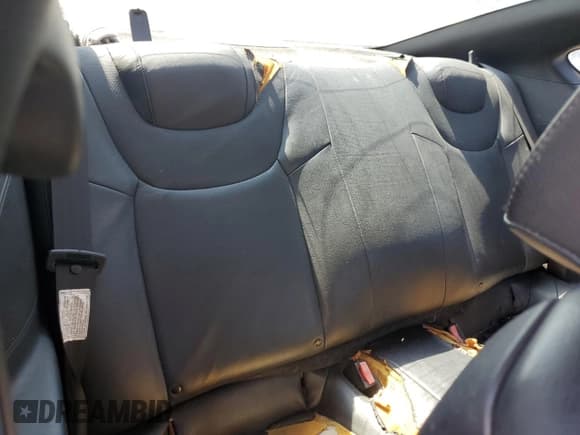 ✅ 2010 Hyundai Genesis Coupe Track • VIN: KMHHU6KH6AU023933 • Lot: 71607775. Wystawiony na Copart z przebiegiem 134 968 mil. Bezpłatny archiwum sprzedaży aukcyjnych z USA i szczegółowy raport historii pojazdu na DreamBid. Zdjęcie 10.