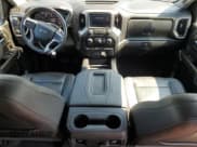 ✅ 2022 Chevrolet Silverado 1500 LT Trail Boss • VIN: 1GCPYFED7NZ192252 • Lot: 65614375. Wystawiony na Copart z przebiegiem 59 207 mil. Bezpłatny archiwum sprzedaży aukcyjnych z USA i szczegółowy raport historii pojazdu na DreamBid. Zdjęcie 8.