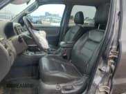 ✅ 2006 Ford Escape Hybrid • VIN: 1FMCU96H76KC87607 • Lot: 65461745. Listed on Copart with 218,086 mi. Free auction sales archive from the USA and detailed vehicle history report at DreamBid. Image 7.