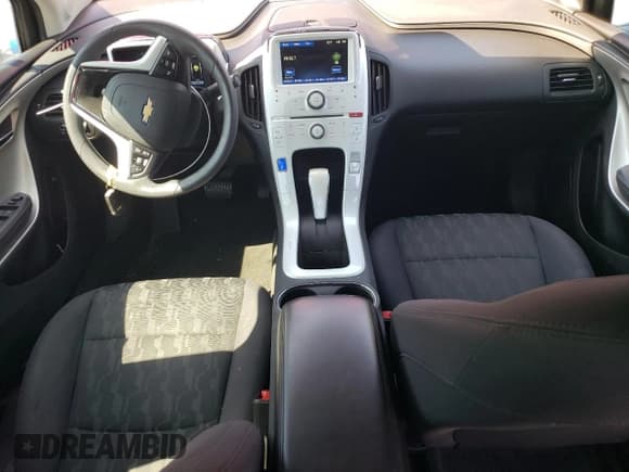 ✅ 2013 Chevrolet Volt • VIN: 1G1RE6E46DU142982 • Lot: 73692274. Wystawiony na Copart z przebiegiem 114 547 mil. Bezpłatny archiwum sprzedaży aukcyjnych z USA i szczegółowy raport historii pojazdu na DreamBid. Zdjęcie 8.