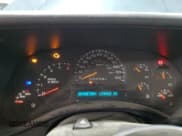 ✅ 2006 Chevrolet Silverado 2500HD LT1 • VIN: 1GCHK23D56F229836 • Lot: 45572375. Wystawiony na Copart z przebiegiem 139 462 mil. Bezpłatny archiwum sprzedaży aukcyjnych z USA i szczegółowy raport historii pojazdu na DreamBid. Zdjęcie 9.