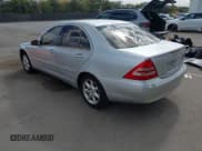 ✅ 2004 Mercedes-Benz C 320 • VIN: WDBRF64JX4F507615 • Лот: 43496597. Опубликован ранее на IAAI с пробегом 186 786 миль. Бесплатный доступ к архиву аукционных продаж из США и подробный отчёт об истории автомобиля на DreamBid. Изображение 3.
