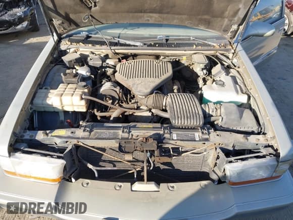 ✅ 1995 Buick Roadmaster Collectors Edition • VIN: 1G4BN52P4SR409842 • Lot: 43808016. Listed on IAAI with 142,704 mi. Free auction sales archive from the USA and detailed vehicle history report at DreamBid. Image 10.