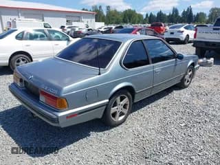 ✅ 1988 BMW 6 Series • VIN: WBAEC8414J3266701 • Lot: 42655064. Wystawiony na IAAI z przebiegiem 129 828 mil. Bezpłatny archiwum sprzedaży aukcyjnych z USA i szczegółowy raport historii pojazdu na DreamBid. Zdjęcie 4.