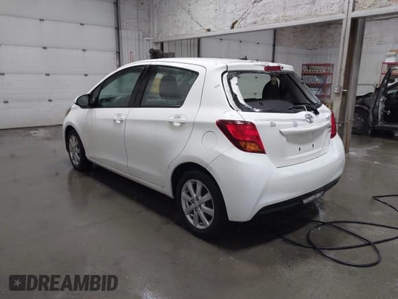 ✅ 2015 Toyota Yaris L • VIN: VNKKTUD38FA041109 • Lot: 42565781. Listed on IAAI with 124,929 mi. Free auction sales archive from the USA and detailed vehicle history report at DreamBid. Image 3.