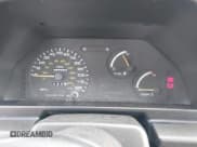 ✅ 1992 Mitsubishi Mirage • VIN: 4A3CU26A2NE030752 • Lot: 43037504. Wystawiony na IAAI z przebiegiem 93 053 mil. Bezpłatny archiwum sprzedaży aukcyjnych z USA i szczegółowy raport historii pojazdu na DreamBid. Zdjęcie 7.