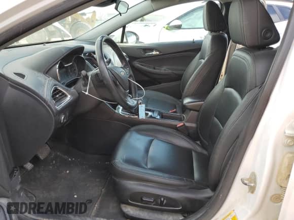 ✅ 2019 Chevrolet Cruze Premier • VIN: 1G1BF5SM3K7101945 • Lot: 50795055. Wystawiony na Copart z przebiegiem 139 724 mil mil. Skorzystaj z bezpłatnego archiwum sprzedaży aukcyjnych z USA i zobacz szczegółowy raport historii pojazdu na DreamBid. Zdjęcie 7.