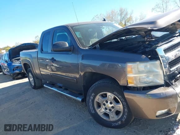 ✅ 2007 Chevrolet Silverado 1500 1LT • VIN: 2GCEK19J471669369 • Lot: 43467417. Listed on IAAI with 148,838 mi. Free auction sales archive from the USA and detailed vehicle history report at DreamBid. Image 13.
