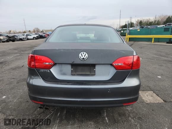 ✅ 2013 Volkswagen Jetta • VIN: 3VW2K7AJ5DM401885 • Lot: 93912515. Listed on Copart with 100,519 mi. Free auction sales archive from the USA and detailed vehicle history report at DreamBid. Image 6.