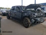 ✅ 2021 Chevrolet Silverado 1500 RST • VIN: 3GCUYEET3MG164130 • Lot: 90551415. Wystawiony na Copart z przebiegiem Nie podano. Bezpłatny archiwum sprzedaży aukcyjnych z USA i szczegółowy raport historii pojazdu na DreamBid. Zdjęcie 4.