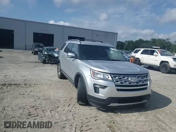 2018 Ford Explorer XLT с VIN 1FM5K7D89JGC22646, выставлен на аукционе Copart как лот 67120345 с пробегом 258 184 миль миль и Списание • Salvage title. История ставок и продаж доступна на DreamBid. Изображение 14.