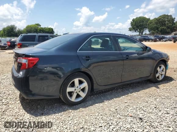 2014 Toyota Camry L z VIN 4T1BF1FK2EU749996, wystawiony jako Copart lot #65097765 z przebiegiem 94 797 mil mil oraz Szkoda całkowita • Salvage title. Historia ofert i sprzedaży dostępna na DreamBid. Obrazek 3.