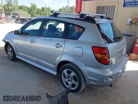 ✅ 2006 Pontiac Vibe • VIN: 5Y2SM65806Z427715 • Lot: 41894863. Wystawiony na IAAI z przebiegiem 122 343 mil. Bezpłatny archiwum sprzedaży aukcyjnych z USA i szczegółowy raport historii pojazdu na DreamBid. Zdjęcie 3.