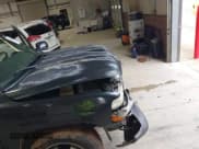 ✅ 2003 Chevrolet Suburban LS • VIN: 1GNEC16T33J168449 • Лот: 42240394. Опубликован ранее на IAAI с пробегом 314 618 миль. Бесплатный доступ к архиву аукционных продаж из США и подробный отчёт об истории автомобиля на DreamBid. Изображение 6.