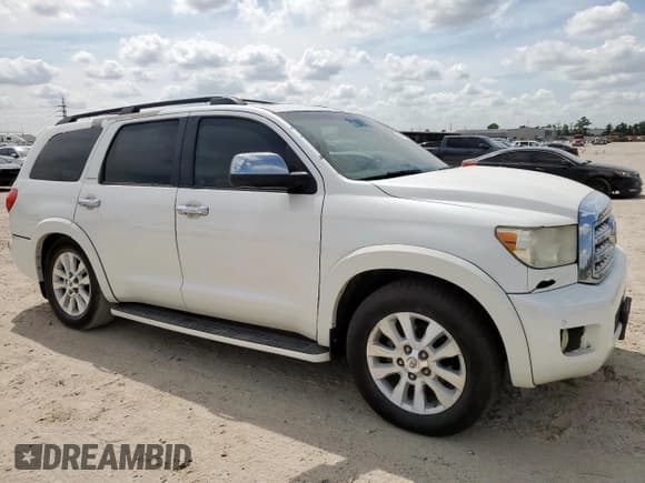 ✅ 2013 Toyota Sequoia Platinum • VIN: 5TDYY5G14DS046988 • Lot: 70848725. Listed on Copart with 297,145 mi. Free auction sales archive from the USA and detailed vehicle history report at DreamBid. Image 4.