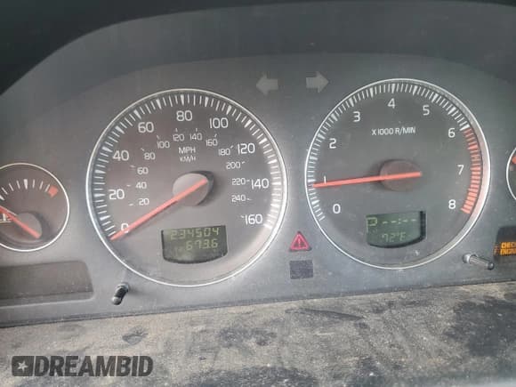 ✅ 2005 Volvo S60 • VIN: YV1RS612152462285 • Lot: 70664095. Listed on Copart with 234,504 mi. Free auction sales archive from the USA and detailed vehicle history report at DreamBid. Image 9.