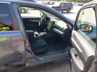 ✅ 2013 Subaru Outback Premium • VIN: 4S4BRCCC3D3269650 • Lot: 43127661. Wystawiony na IAAI z przebiegiem 230 990 mil. Bezpłatny archiwum sprzedaży aukcyjnych z USA i szczegółowy raport historii pojazdu na DreamBid. Zdjęcie 5.